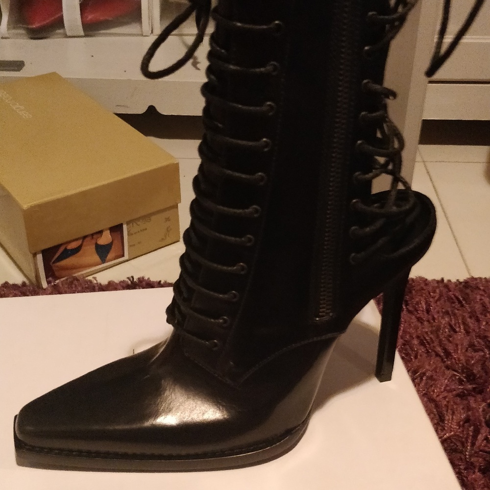 Haider Ackermann laced up boots sz 36